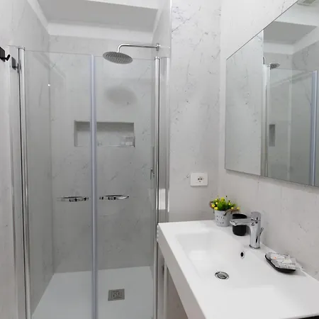 Luxury 144 Bed & Breakfast *